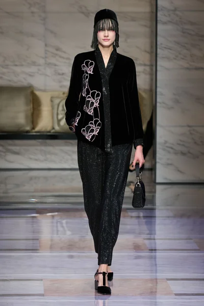 Look 69